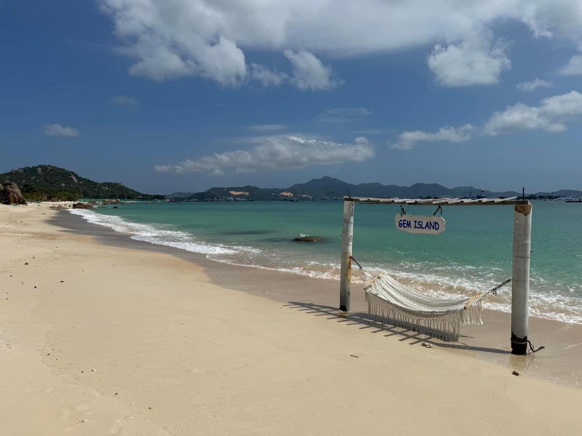 Hotel Gem Island Cam Ranh Esterno foto